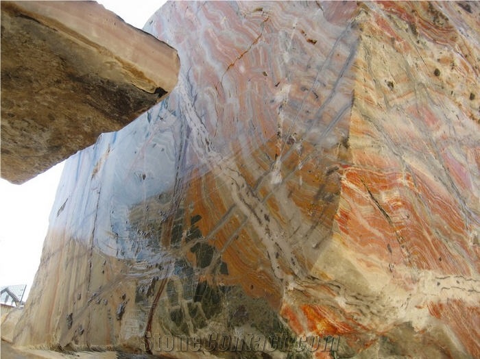 Parsonyx Rainbow Onyx Quarry