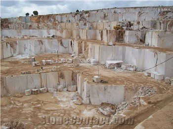 Cappucino Beige Marble Quarry