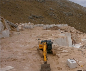 Murano Beige Marble Quarry
