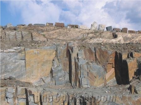 The Represa Riverstone Grey Slate Quarry