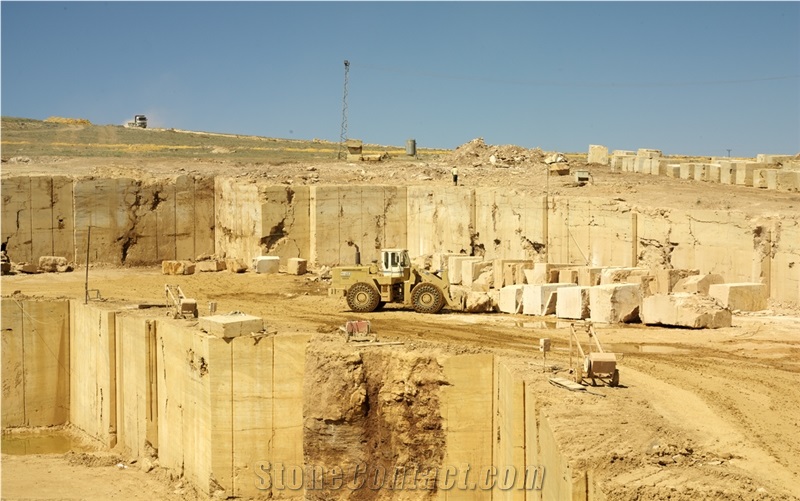 Sivas Yellow Travertine Quarry