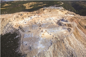 Crema Nuova Marble Quarry - Crema Nova Marble