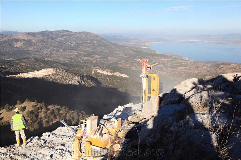 Burdur Crema Latte Marble Quarry