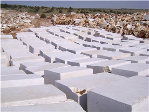Kastamonu Beige Marble Quarry