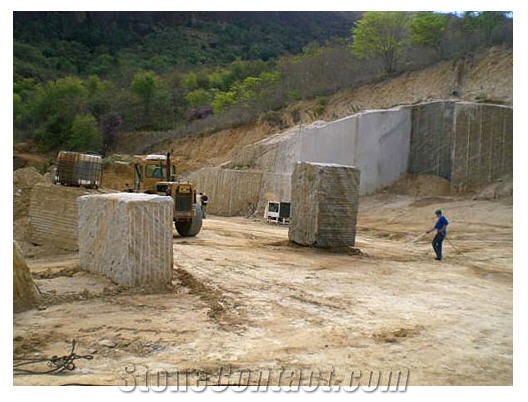 Juparana Golden Khan Granite Quarry
