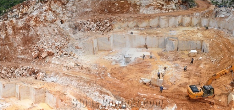 Lotus Onyx Myanmar Quarry