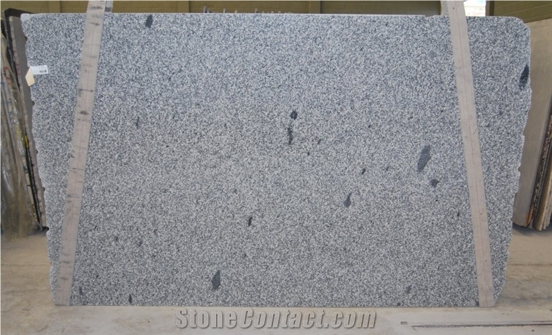 Cinza Corumbazinho Granite Slab