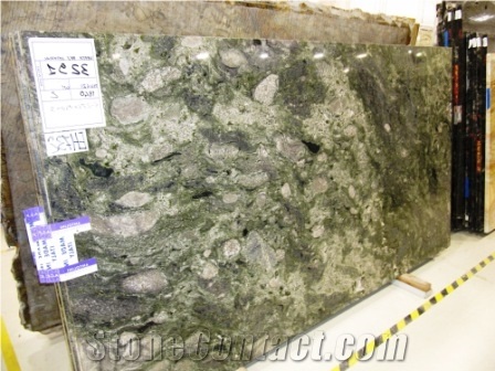 Verde Imperial Granite Slab