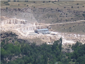 Anatolian Yellow Travertine Quarry