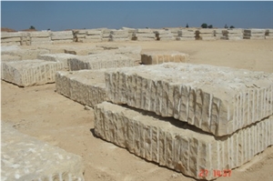 California Honey - Giallo Provenza Limestone Quarry