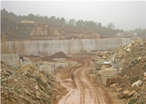 Kirmenjak Limestone Quarry