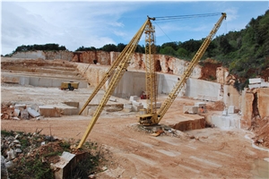 Valtura Fiorito Limestone Quarry