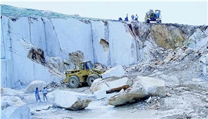 Sivrihisar Crema Beige Marble Quarry