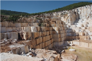 Kyknos White, Kycnos White Marble Quarry