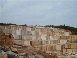 Dionysos Vratza Limestone - Vratza Beige Quarry