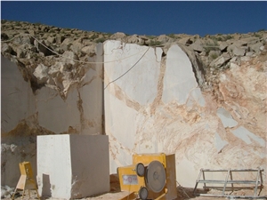 Pakistan Beige Marble Quarry