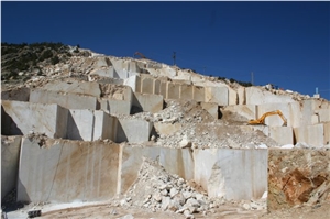 Cremasiva Light Marble Blocks