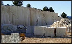 Crema Sevilla Limestone Quarry