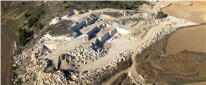Niwala Crema Limestone Quarry