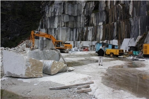 Ivory Cristallina Marble Quarry