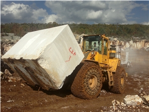 Kastamonu Beige Marble Quarry