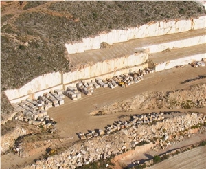 Penaclaro Limestone Quarry