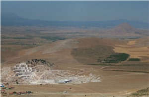 Demirkaya Beige Marble Burdur Quarry