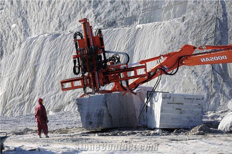 Blanco Artico Granite Cadalso de los Vidrios - Madrid Quarry