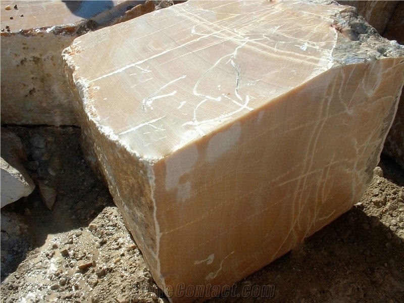 Bolourin Onyx Mashhad (Orange Onyx) Quarry