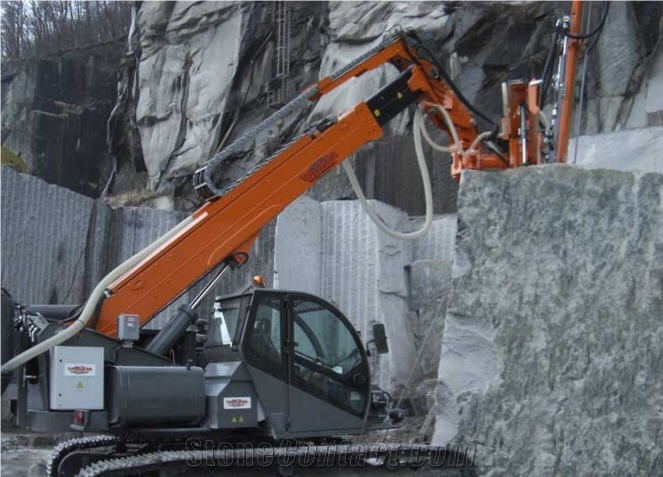 Alpensilber - Cresciano Granite Iragna Quarry