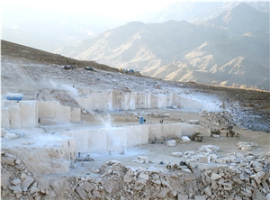 Abyaneh Travertine Quarry