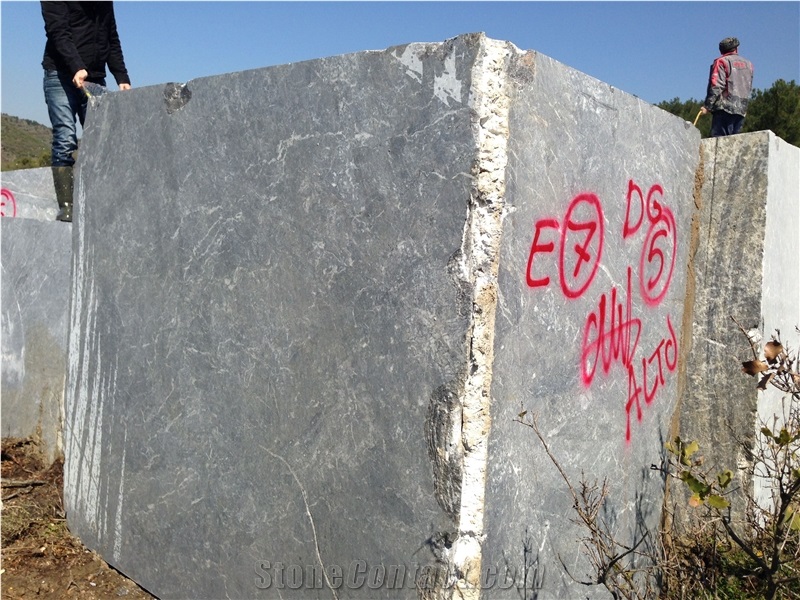 Dream Grey Marble-Grigio Carnico Quarry