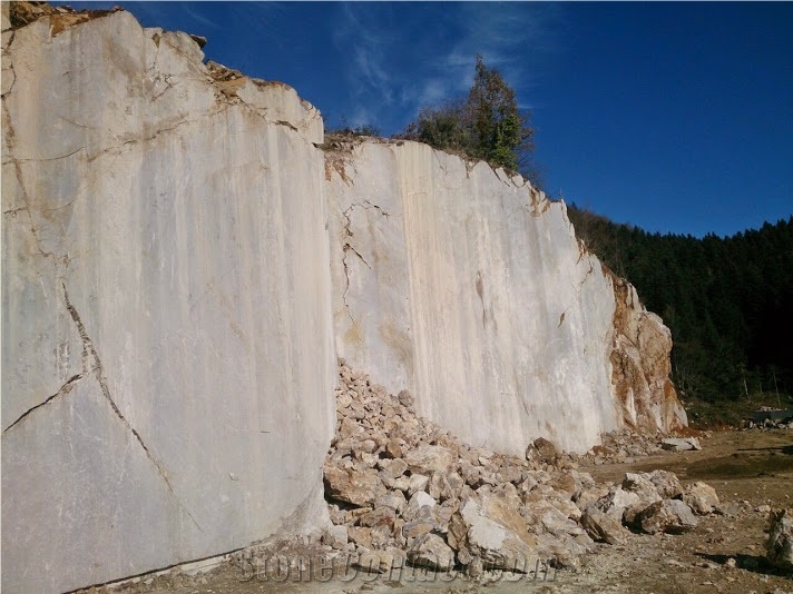 Savannah Grey Marble Quarry