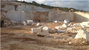 King Beige Marble Quarry