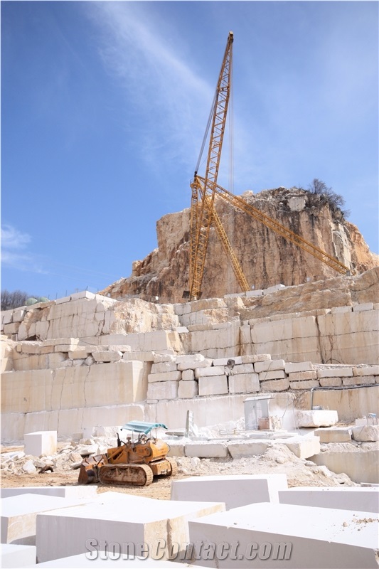 Castello Semiclassico Marble Quarry