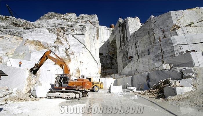 Arabescato Cervaiole Marble Quarry