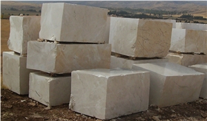 Chiara Beige Marble Quarry