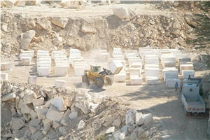 Cleopatra Beige Limestone Quarry
