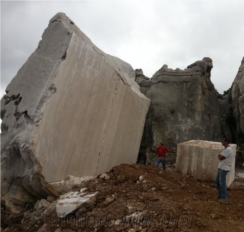 Phoenicia Beige Limestone Quarry