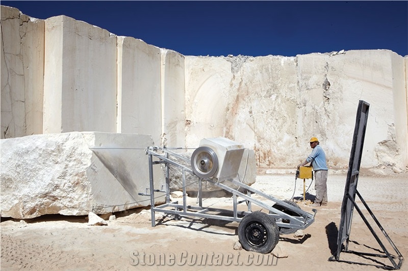 Seabed Gold Limestone Quarry