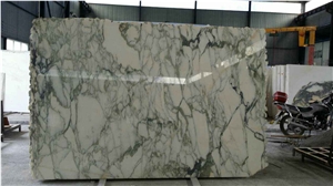 Gold White Marble Quarry
