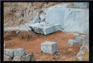 Jazida Sodalita - Brazil Sodalite Quarry