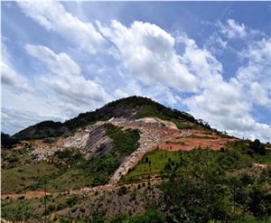 Amarelo Icarai Granite Quarry