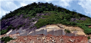 Amarelo Icarai Granite Quarry