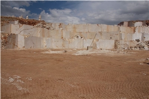 Elmali Beige Marble Quarry