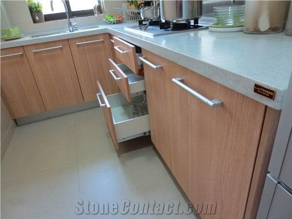 Manmade White Galaxy Quartz Stone Kitchen Countertop/Engineered Stone Tops