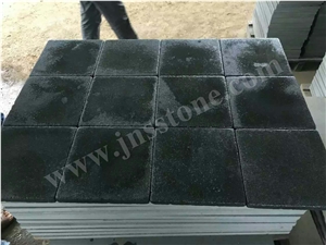 Hainan Black Basalt Cobble Stone / Tumbled Paving Stone / Cube Stone