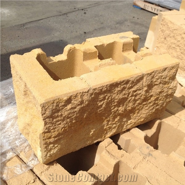 Ezywall : Retaining Wall Block - Reef Gold, Beige Sandstone Retaining Wall