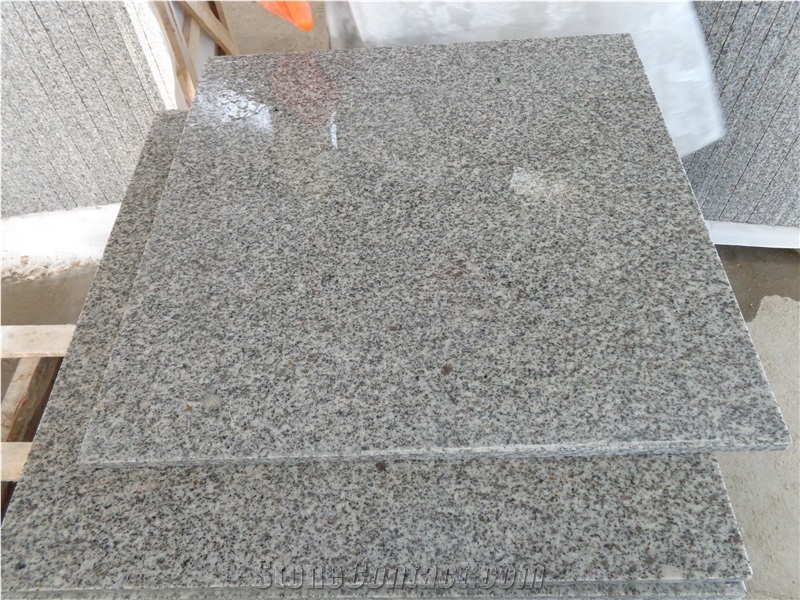 Xiamen China Sue White Granite Slabs & Tiles, Paver Cover Flooring, Honed Vein and Cross Cut Different Patterns