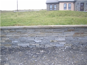 Building Luogh Stone with Wall Capping